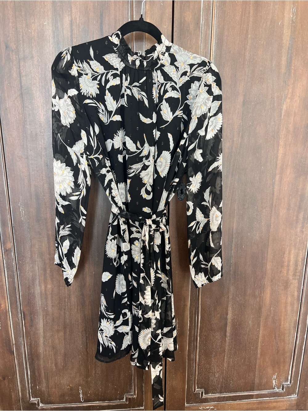 Ann Taylor Black and White Floral Long-Sleeve Tie-Waist Dress